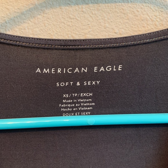 AE tie up top - Picture 2 of 4